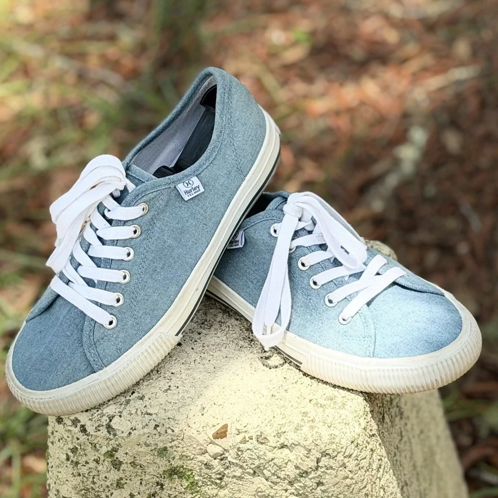Hurley Carrie Women's Lace Up Shoes Chambray (Blue) Size 6 EUC